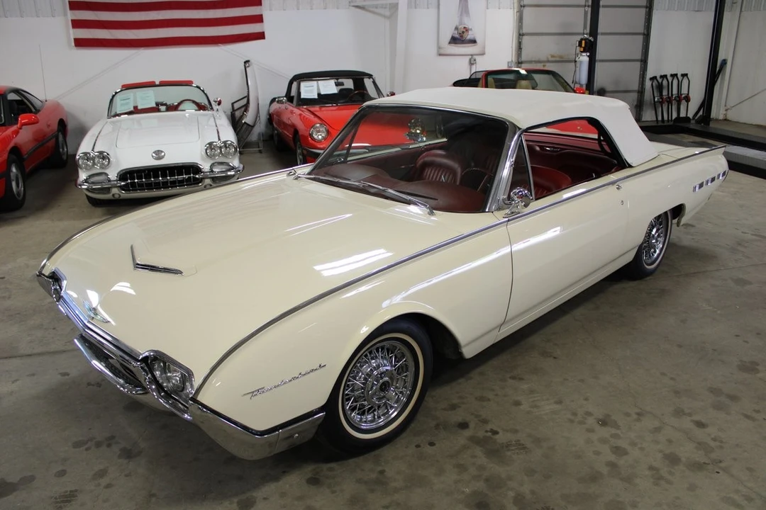 1962 Ford Thunderbird 3rd Gen - Image 15 of 31