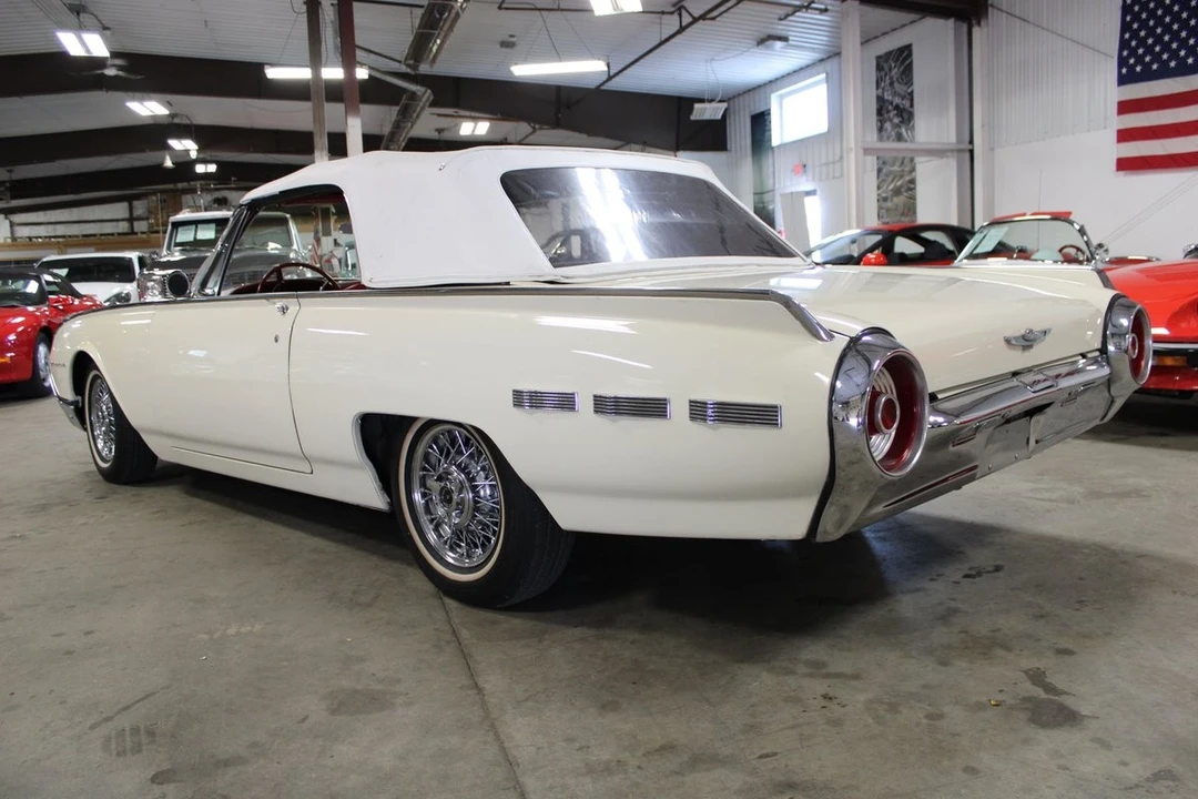 1962 Ford Thunderbird 3rd Gen - Image 4 of 31
