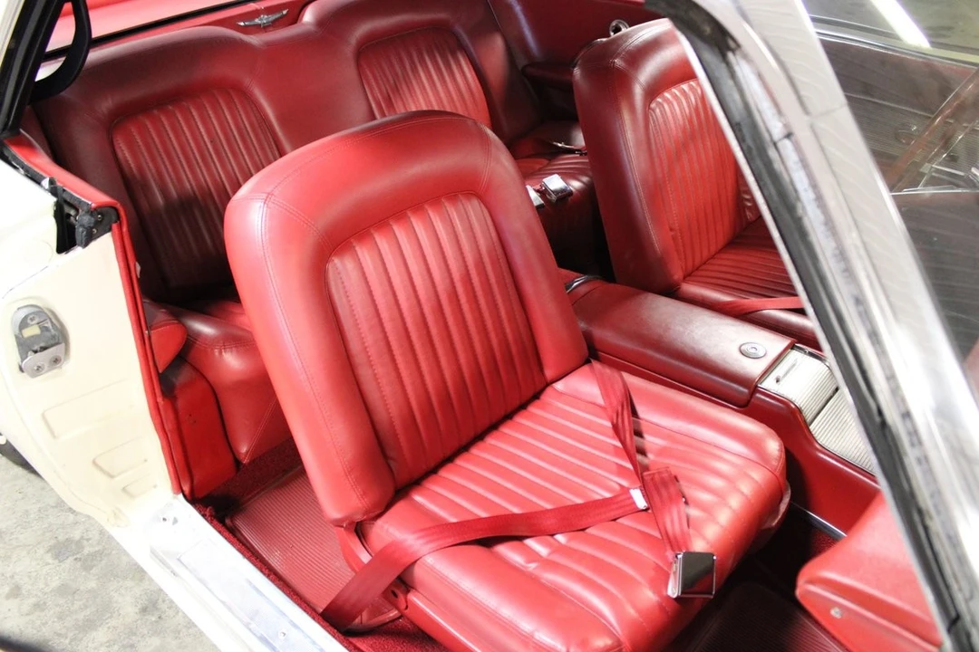 1962 Ford Thunderbird 3rd Gen - Image 23 of 31