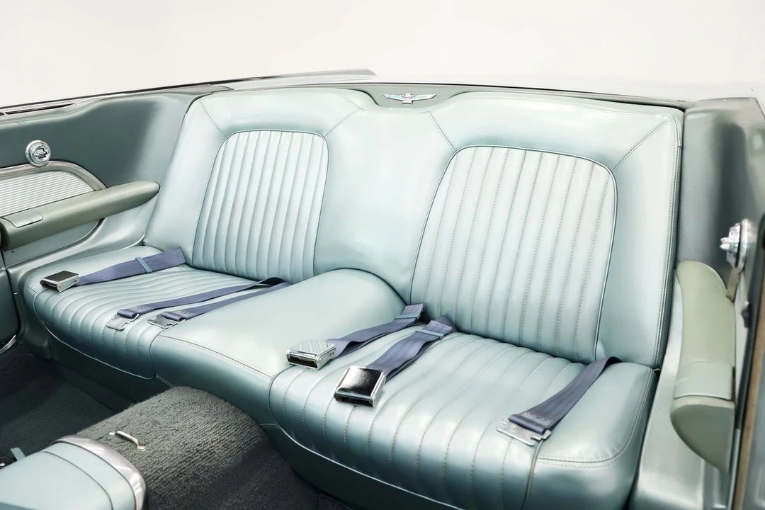 1962 Ford Thunderbird 3rd Gen - Image 14 of 31