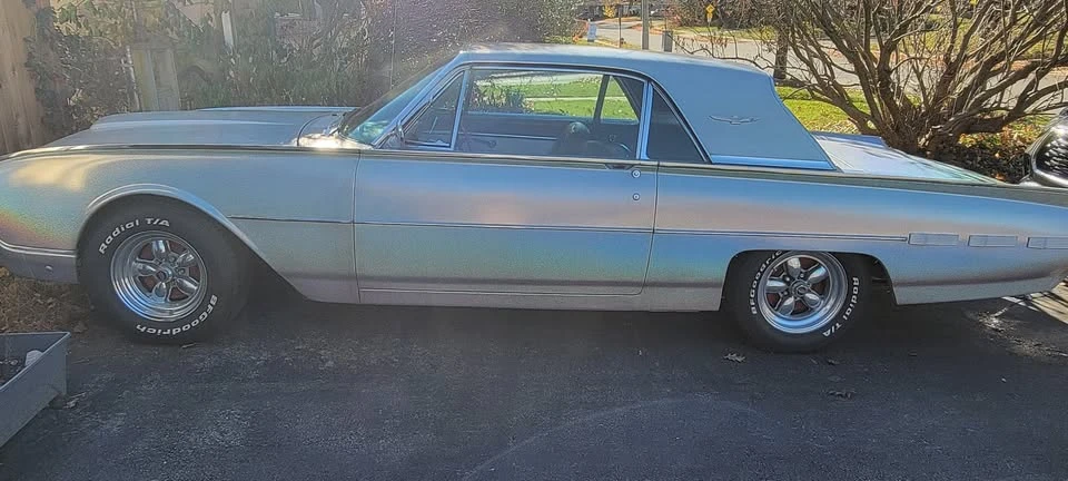 1962 Ford Thunderbird 3rd Gen - Image 4 of 12