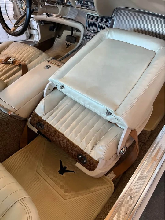1962 Ford Thunderbird 3rd Gen - Image 11 of 11