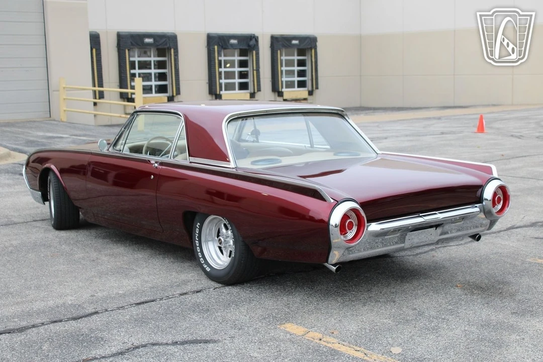 1962 Ford Thunderbird 3rd Gen - Image 9 of 12
