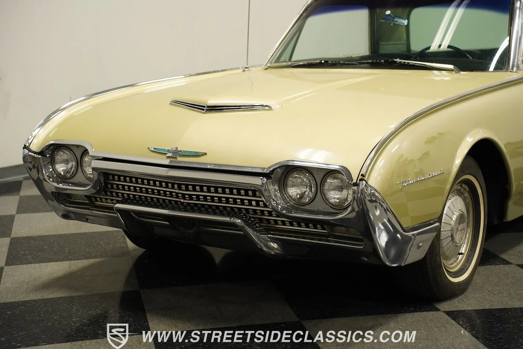 1962 Ford Thunderbird 3rd Gen - Image 19 of 21