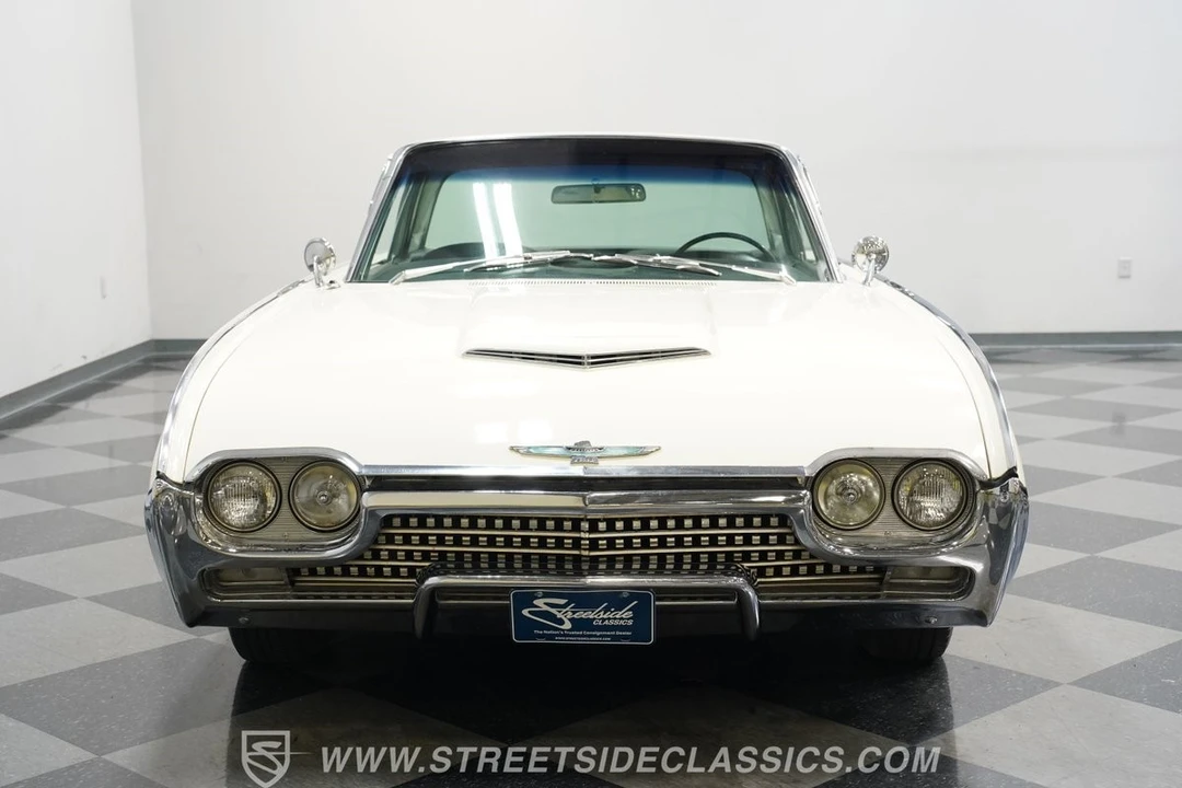 1962 Ford Thunderbird 3rd Gen - Image 18 of 21