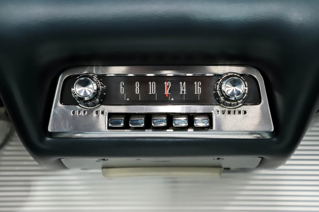1962 Ford Thunderbird 3rd Gen - Image 29 of 31