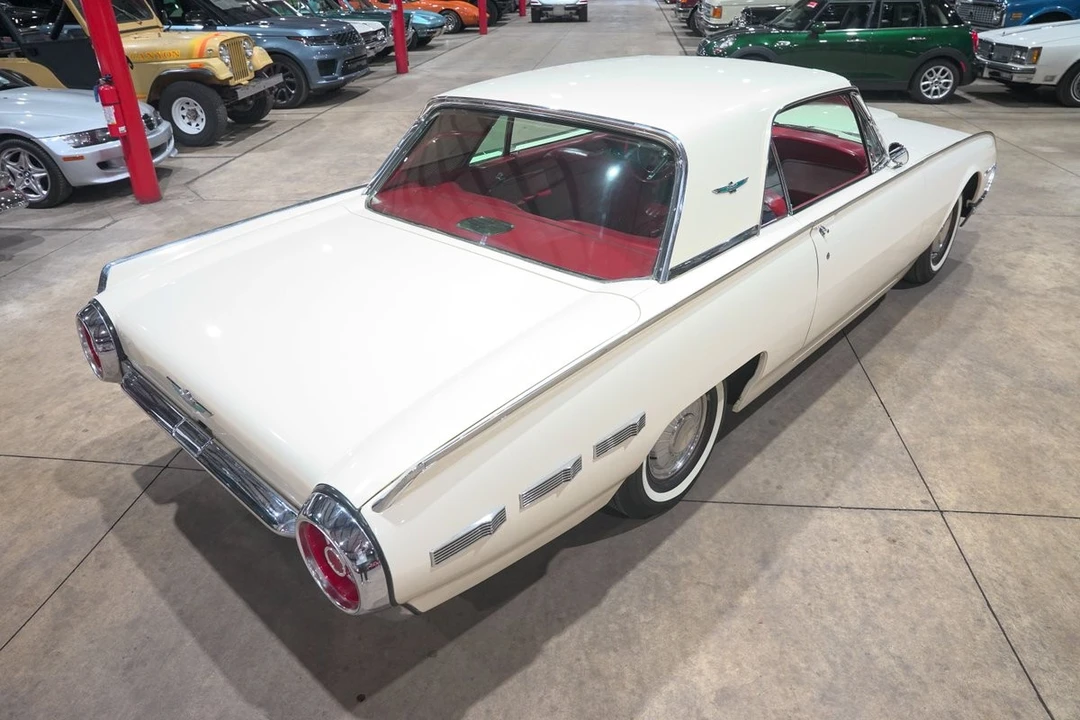 1962 Ford Thunderbird 3rd Gen - Image 17 of 21