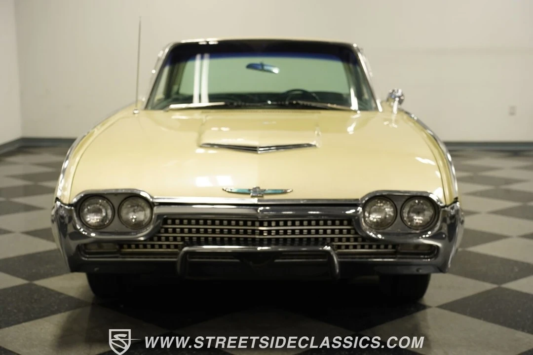 1962 Ford Thunderbird 3rd Gen - Image 18 of 21