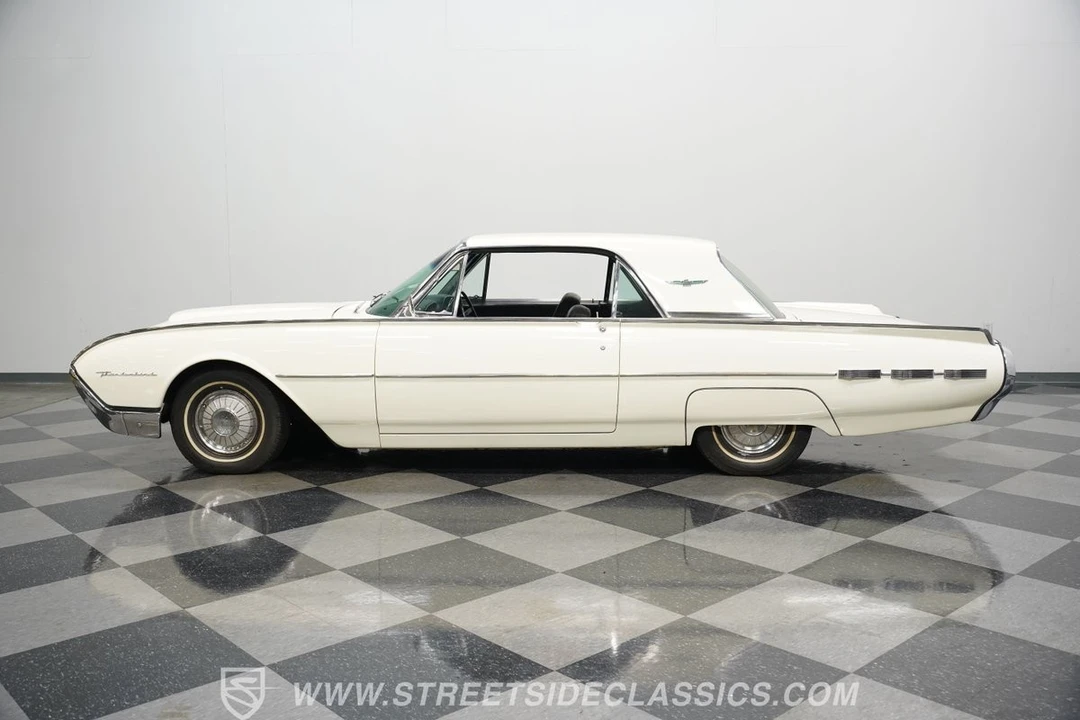 1962 Ford Thunderbird 3rd Gen - Image 7 of 12