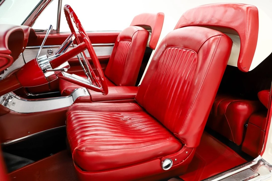 1962 Ford Thunderbird 3rd Gen - Image 11 of 12