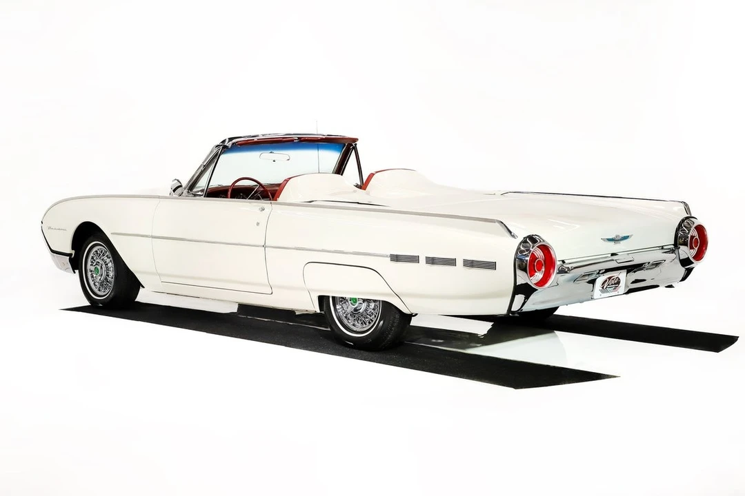 1962 Ford Thunderbird 3rd Gen - Image 6 of 12