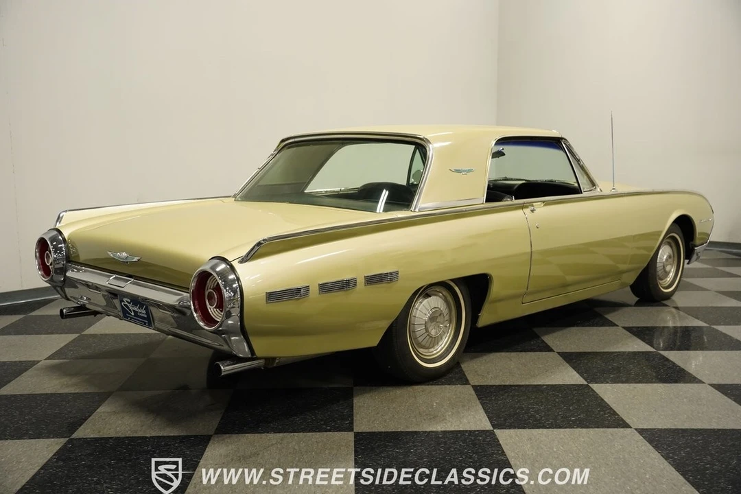 1962 Ford Thunderbird 3rd Gen - Image 13 of 21