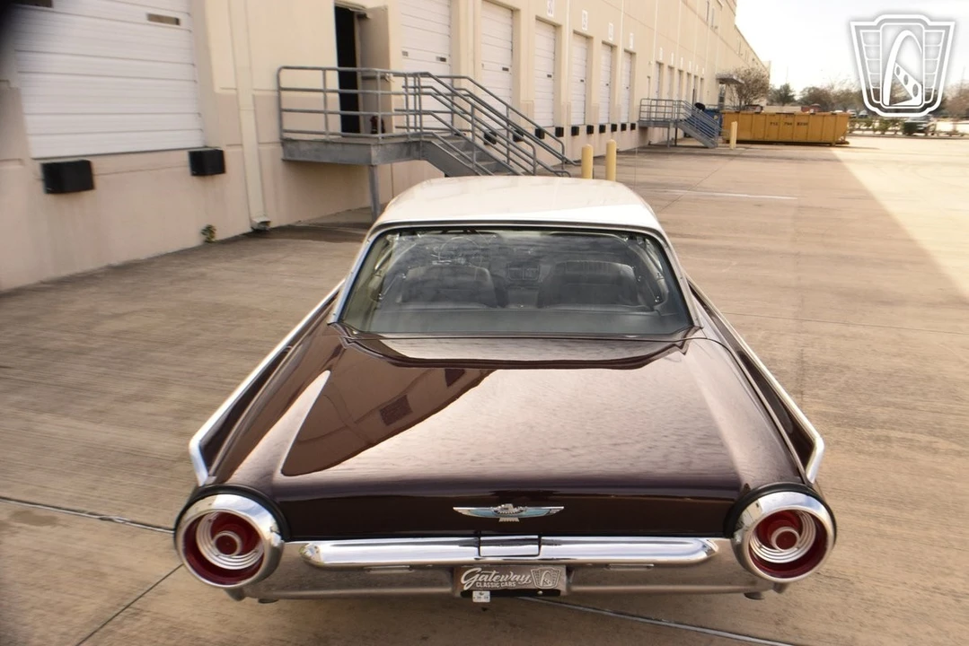 1962 Ford Thunderbird 3rd Gen - Image 10 of 12