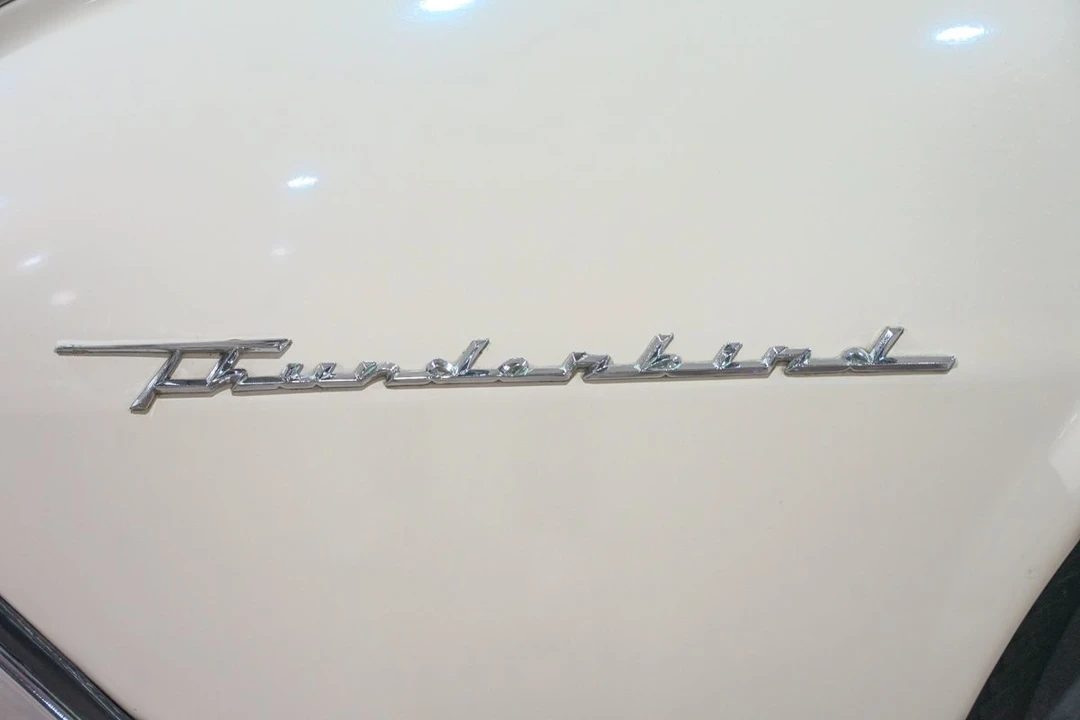 1962 Ford Thunderbird 3rd Gen - Image 22 of 31