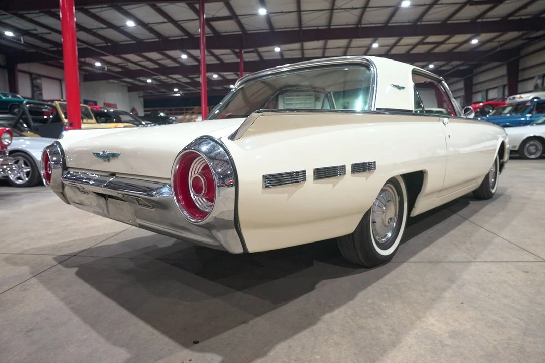 1962 Ford Thunderbird 3rd Gen - Image 8 of 21