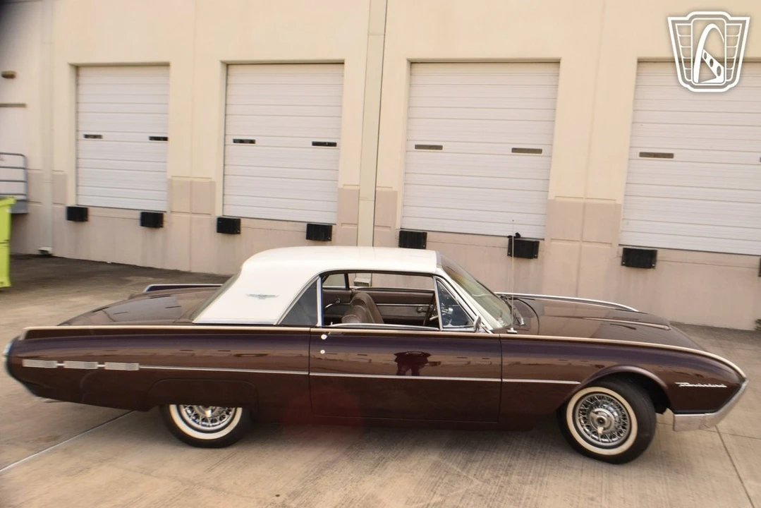 1962 Ford Thunderbird 3rd Gen - Image 16 of 21