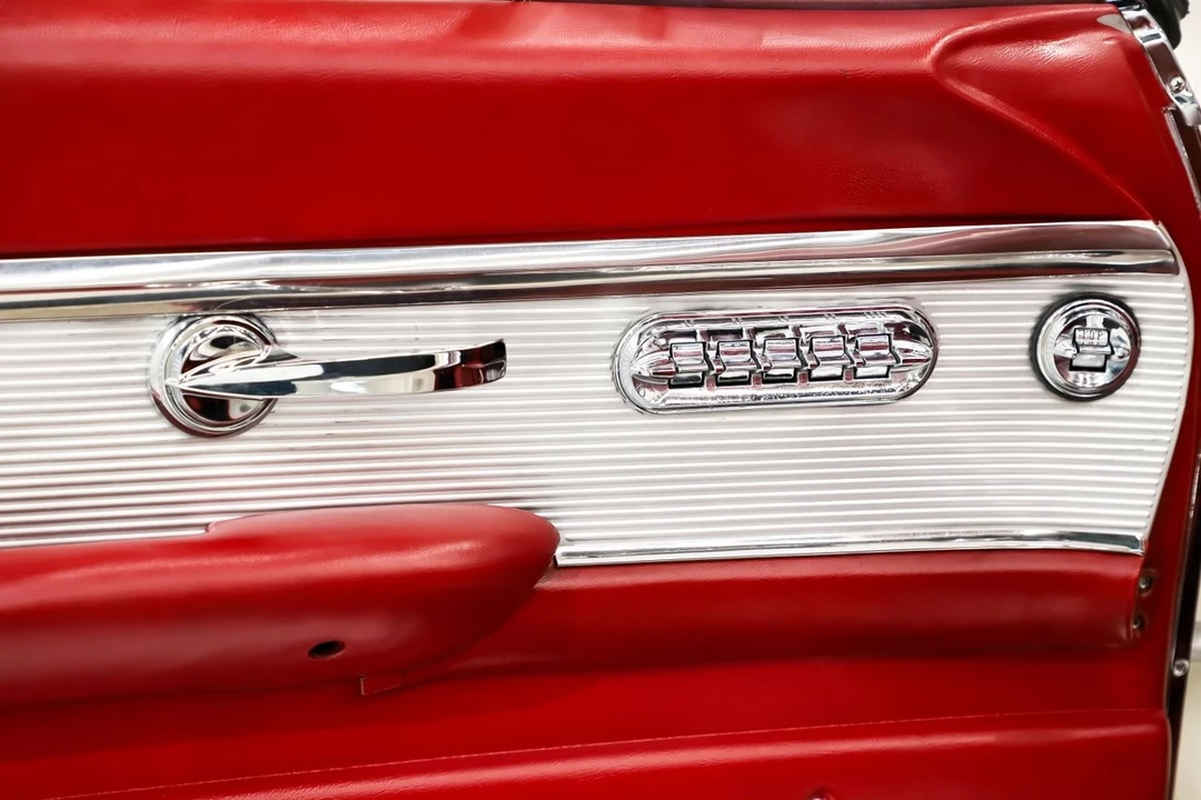 1962 Ford Thunderbird 3rd Gen - Image 8 of 12
