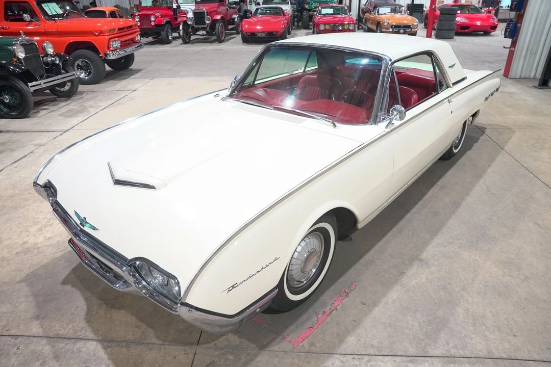 1962 Ford Thunderbird 3rd Gen - Image 15 of 31