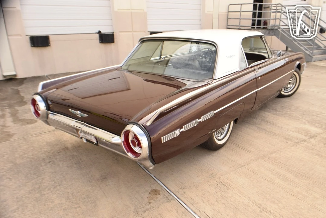 1962 Ford Thunderbird 3rd Gen - Image 14 of 21