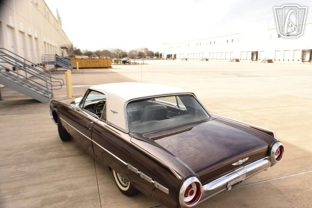 1962 Ford Thunderbird 3rd Gen - Image 7 of 12