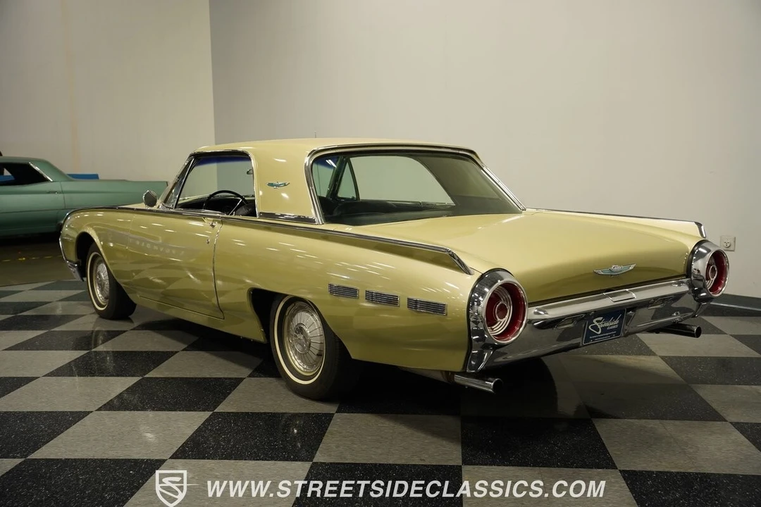 1962 Ford Thunderbird 3rd Gen - Image 10 of 12