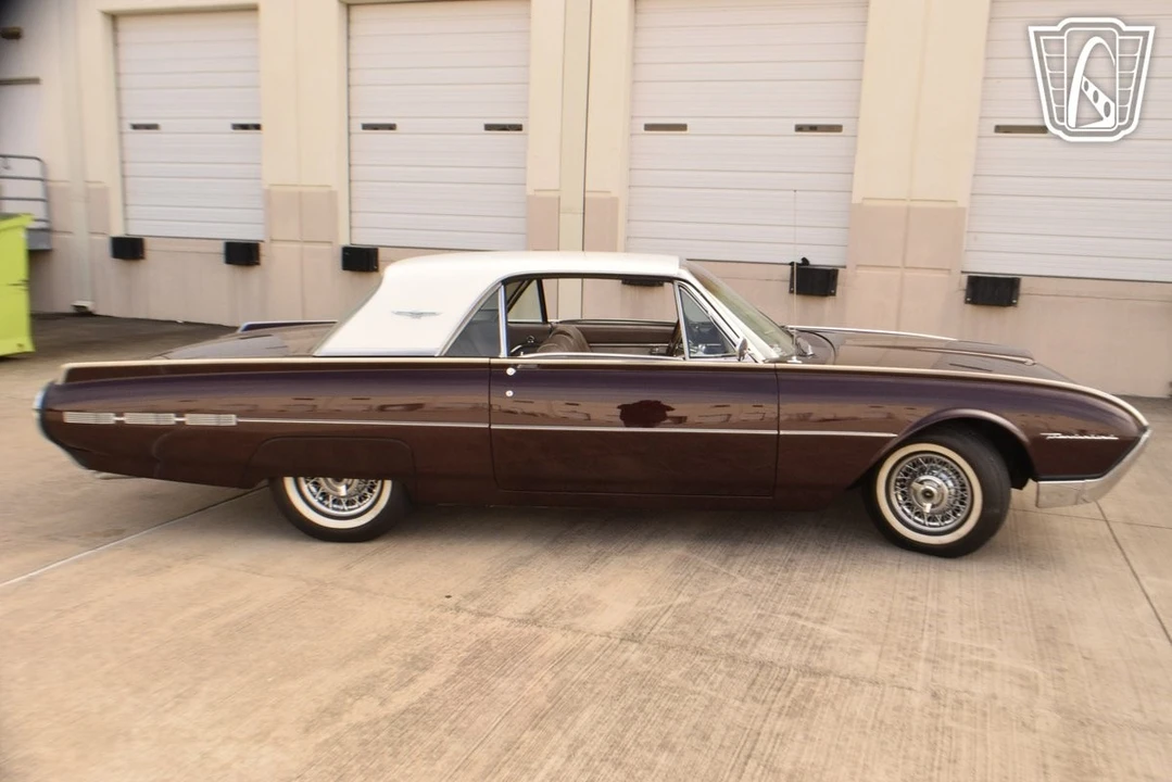 1962 Ford Thunderbird 3rd Gen - Image 17 of 21