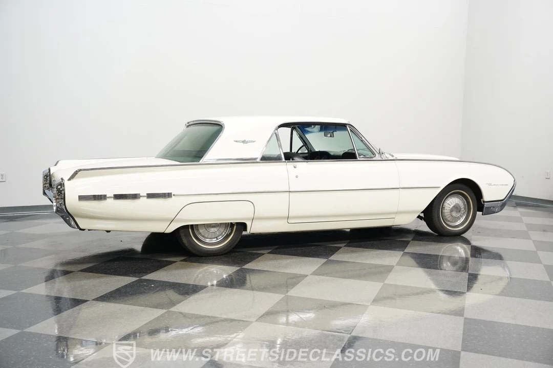 1962 Ford Thunderbird 3rd Gen - Image 14 of 21