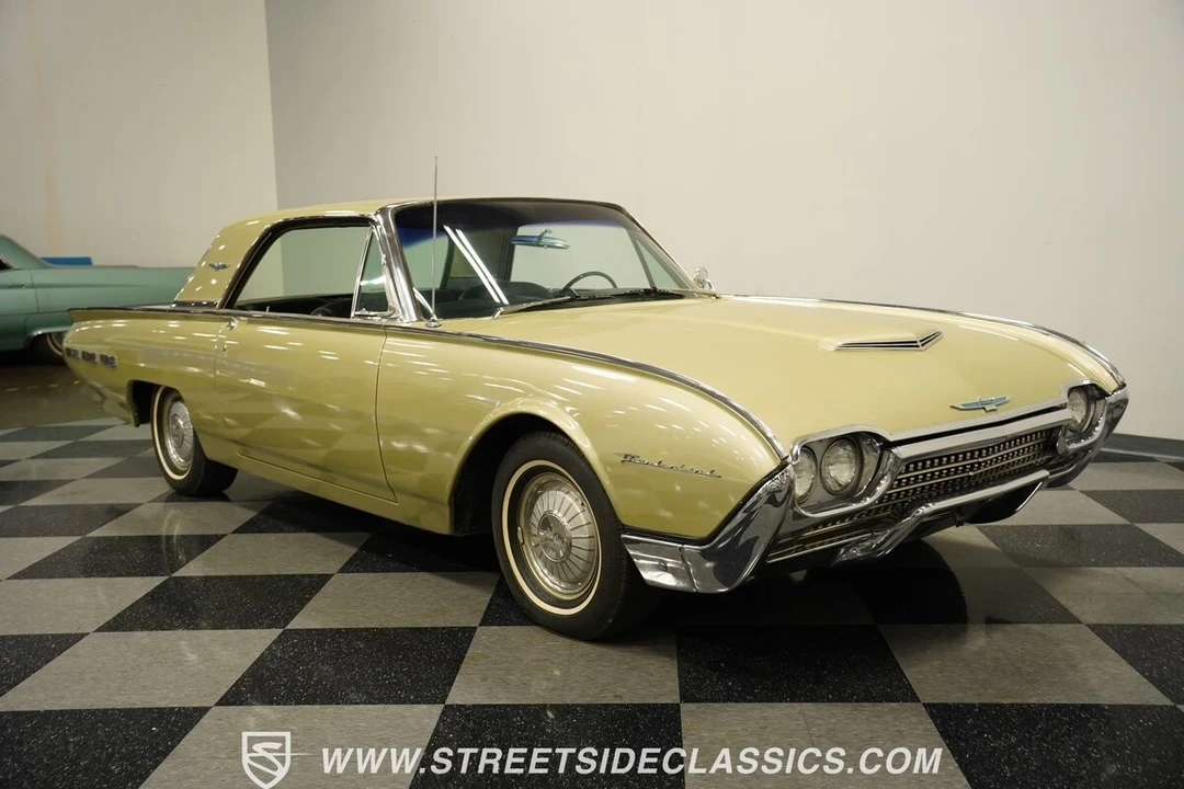 1962 Ford Thunderbird 3rd Gen - Image 17 of 21
