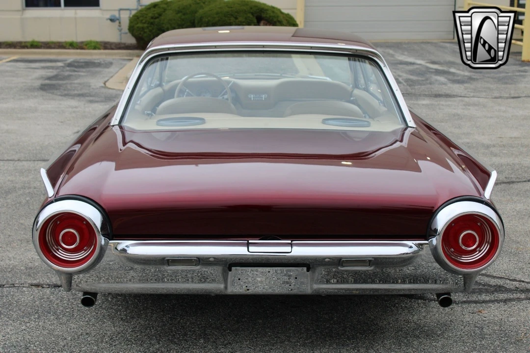 1962 Ford Thunderbird 3rd Gen - Image 9 of 12