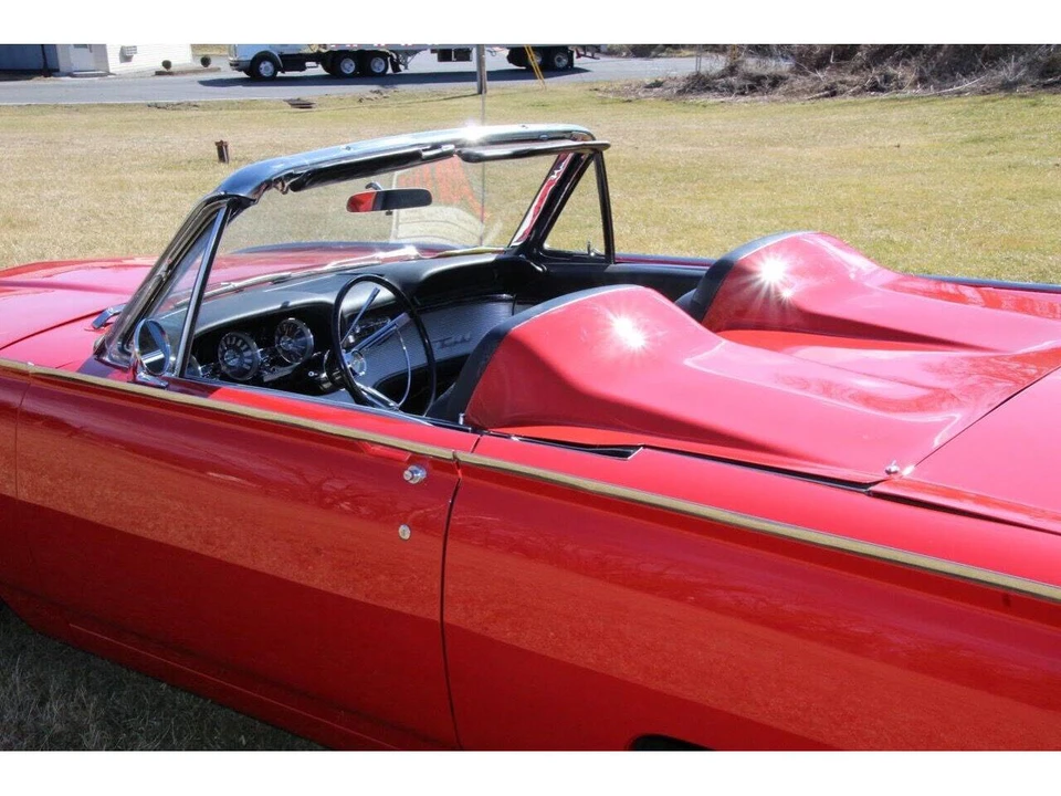 1962 Ford Thunderbird 3rd Gen - Image 11 of 27