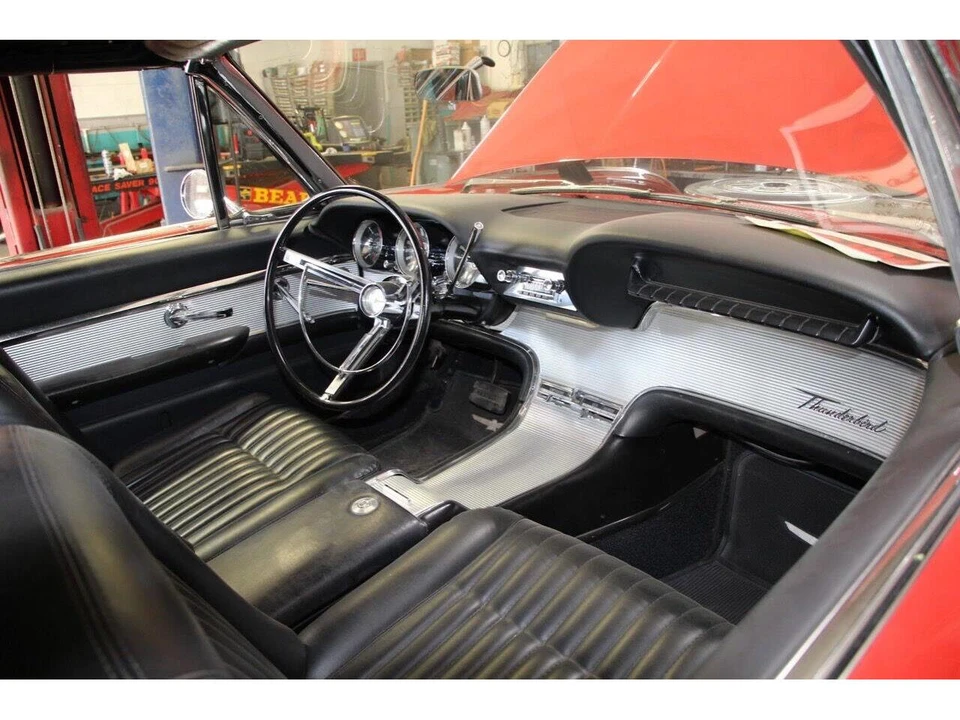 1962 Ford Thunderbird 3rd Gen - Image 16 of 27