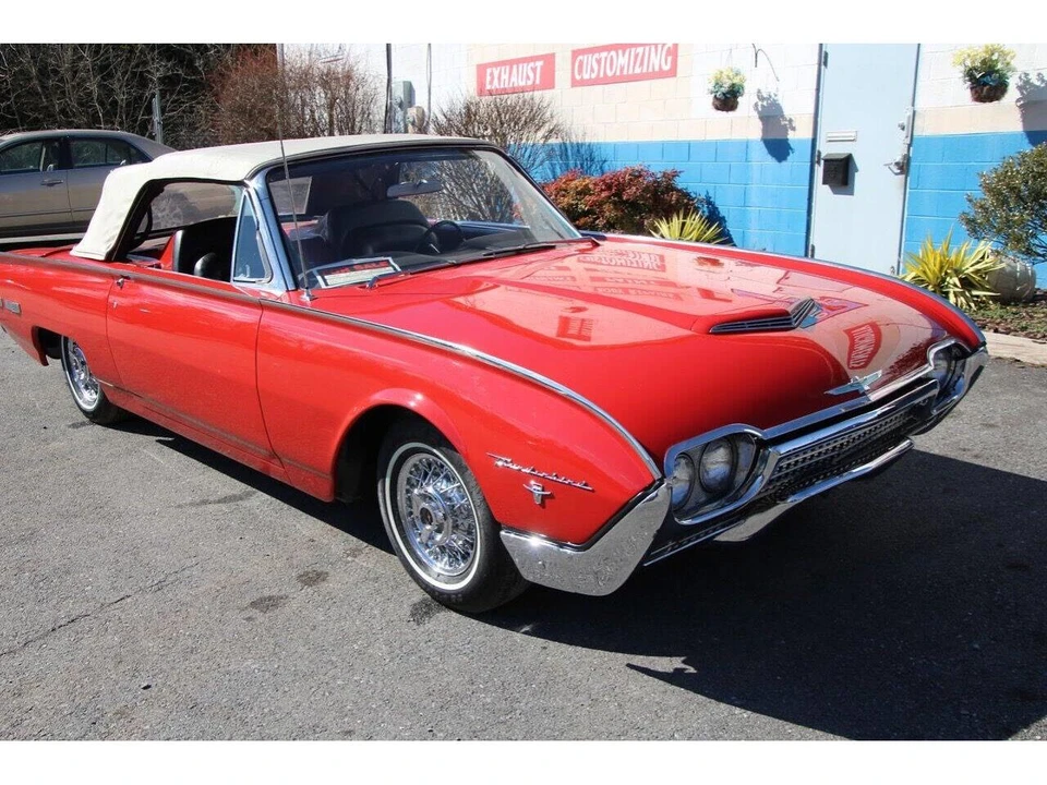 1962 Ford Thunderbird 3rd Gen - Image 3 of 27