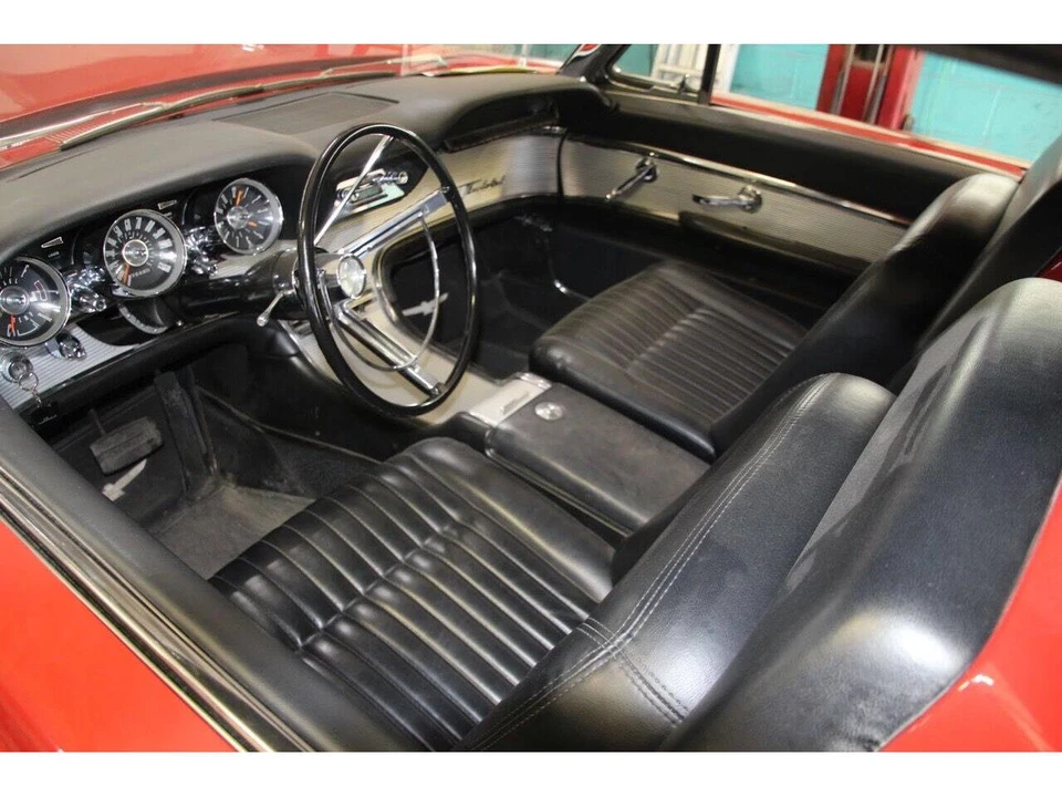 1962 Ford Thunderbird 3rd Gen - Image 13 of 27