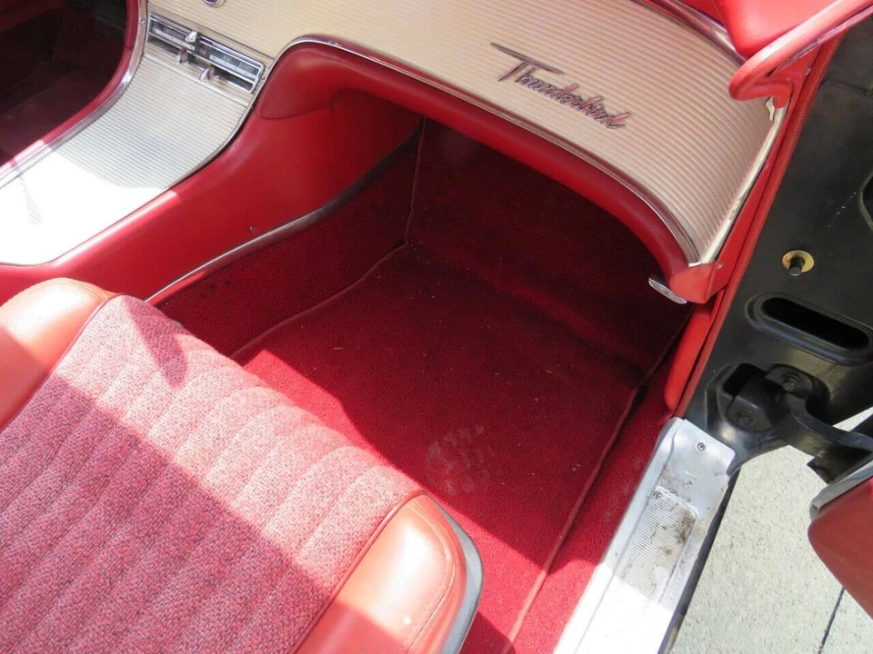 1962 Ford Thunderbird 3rd Gen - Image 21 of 31