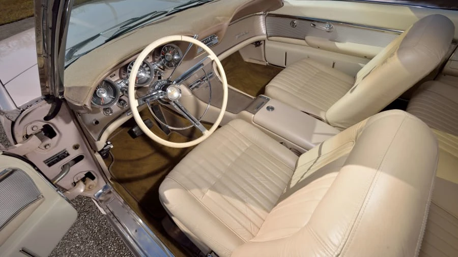 1962 Ford Thunderbird 3rd Gen - Image 4 of 20