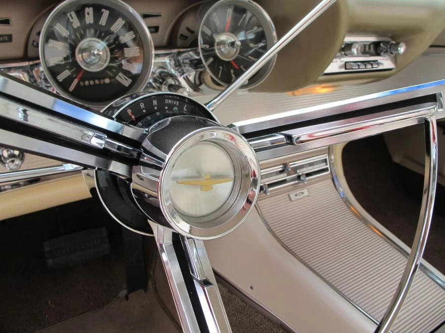 1962 Ford Thunderbird 3rd Gen - Image 5 of 9
