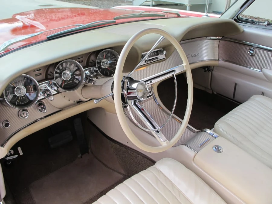 1962 Ford Thunderbird 3rd Gen - Image 3 of 9