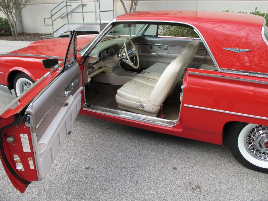 1962 Ford Thunderbird 3rd Gen - Image 6 of 9