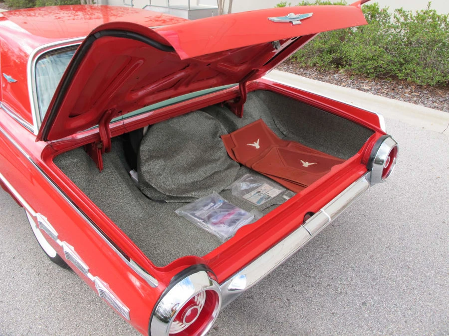 1962 Ford Thunderbird 3rd Gen - Image 7 of 9