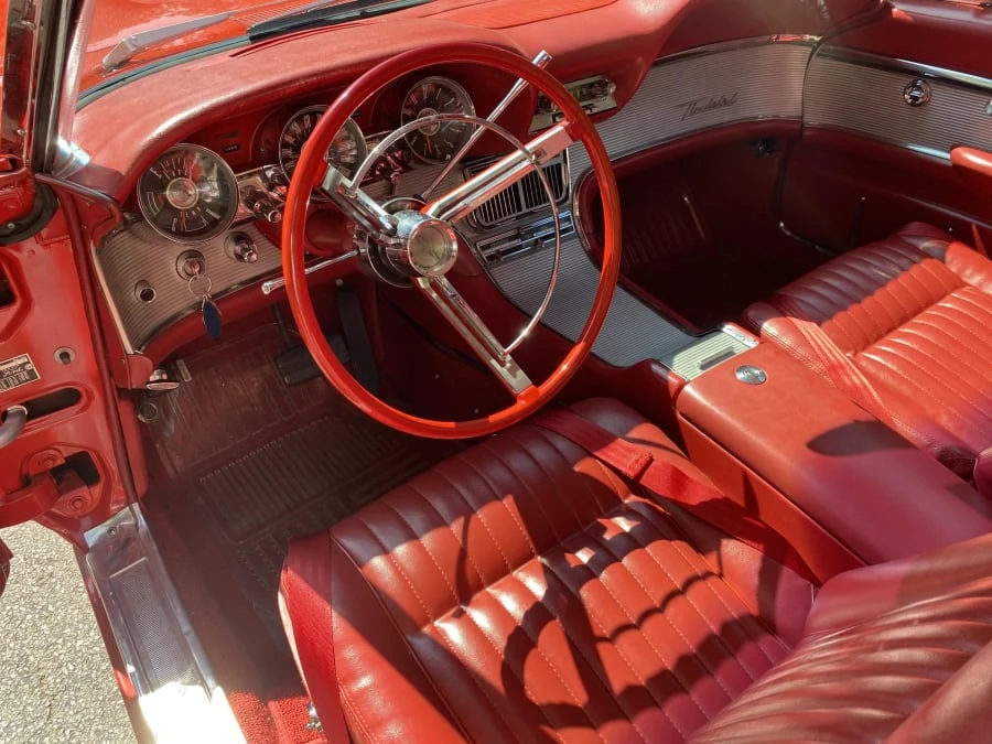 1962 Ford Thunderbird 3rd Gen - Image 10 of 15
