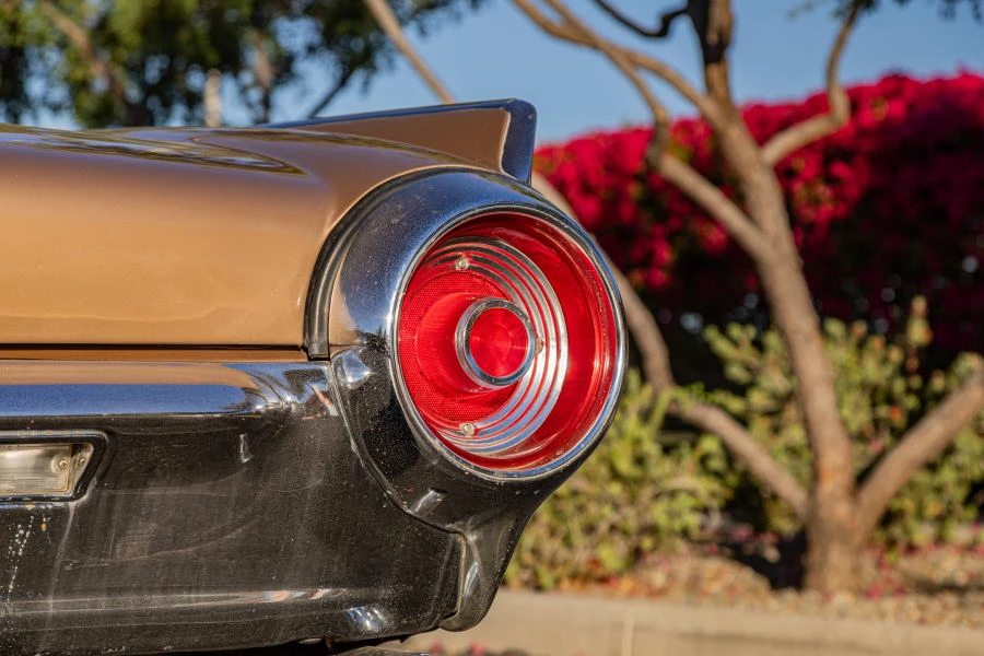 1962 Ford Thunderbird 3rd Gen - Image 12 of 31