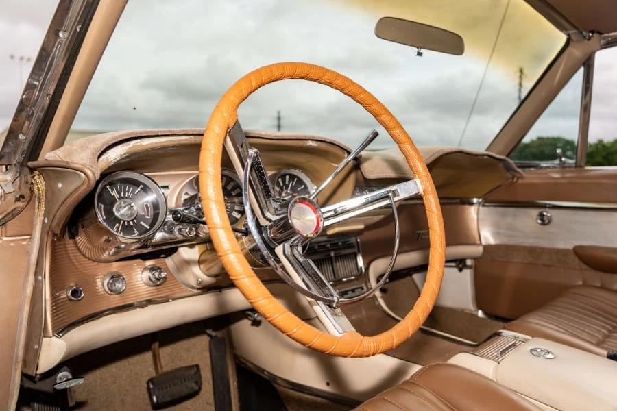 1962 Ford Thunderbird 3rd Gen - Image 18 of 22