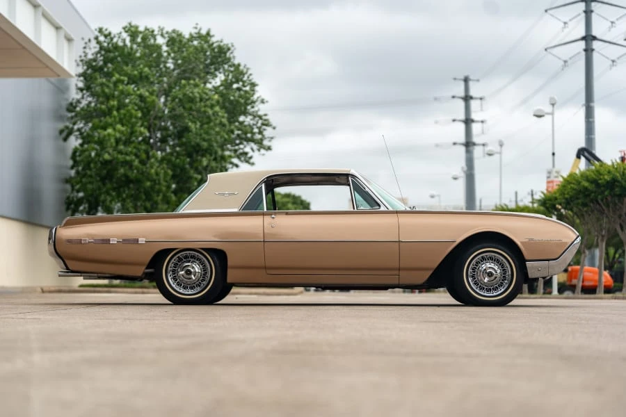 1962 Ford Thunderbird 3rd Gen - Image 8 of 22