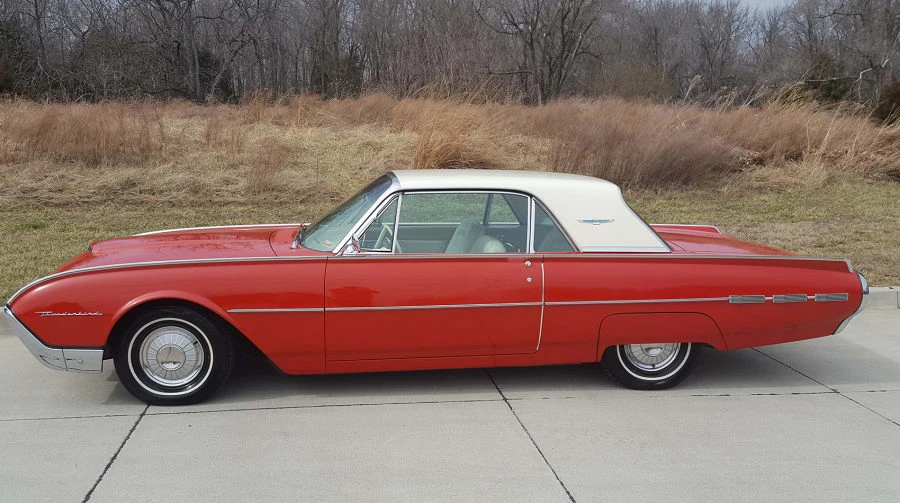 1962 Ford Thunderbird 3rd Gen - Image 2 of 9