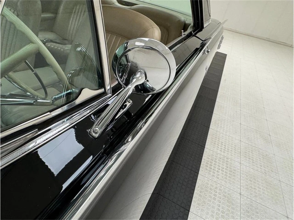 1962 Ford Thunderbird 3rd Gen - Image 16 of 31
