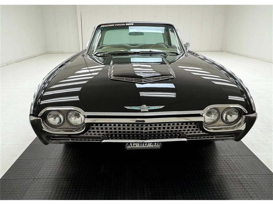 1962 Ford Thunderbird 3rd Gen - Image 8 of 31