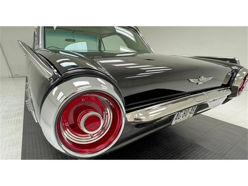 1962 Ford Thunderbird 3rd Gen - Image 23 of 31
