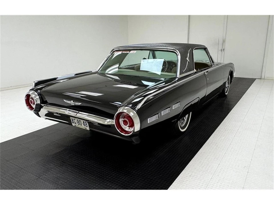 1962 Ford Thunderbird 3rd Gen - Image 5 of 31