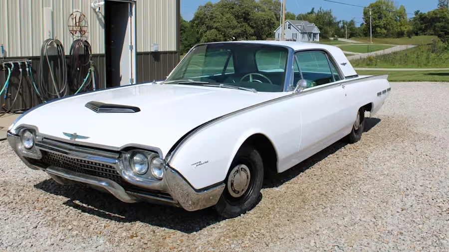 1962 Ford Thunderbird 3rd Gen - Image 6 of 31