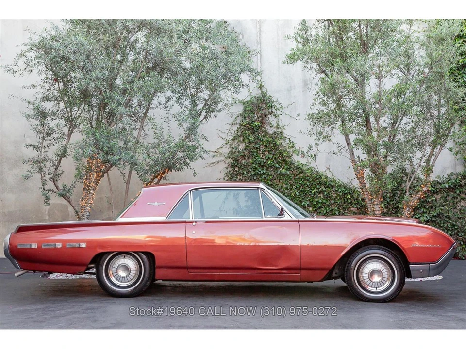 1962 Ford Thunderbird 3rd Gen - Image 3 of 31